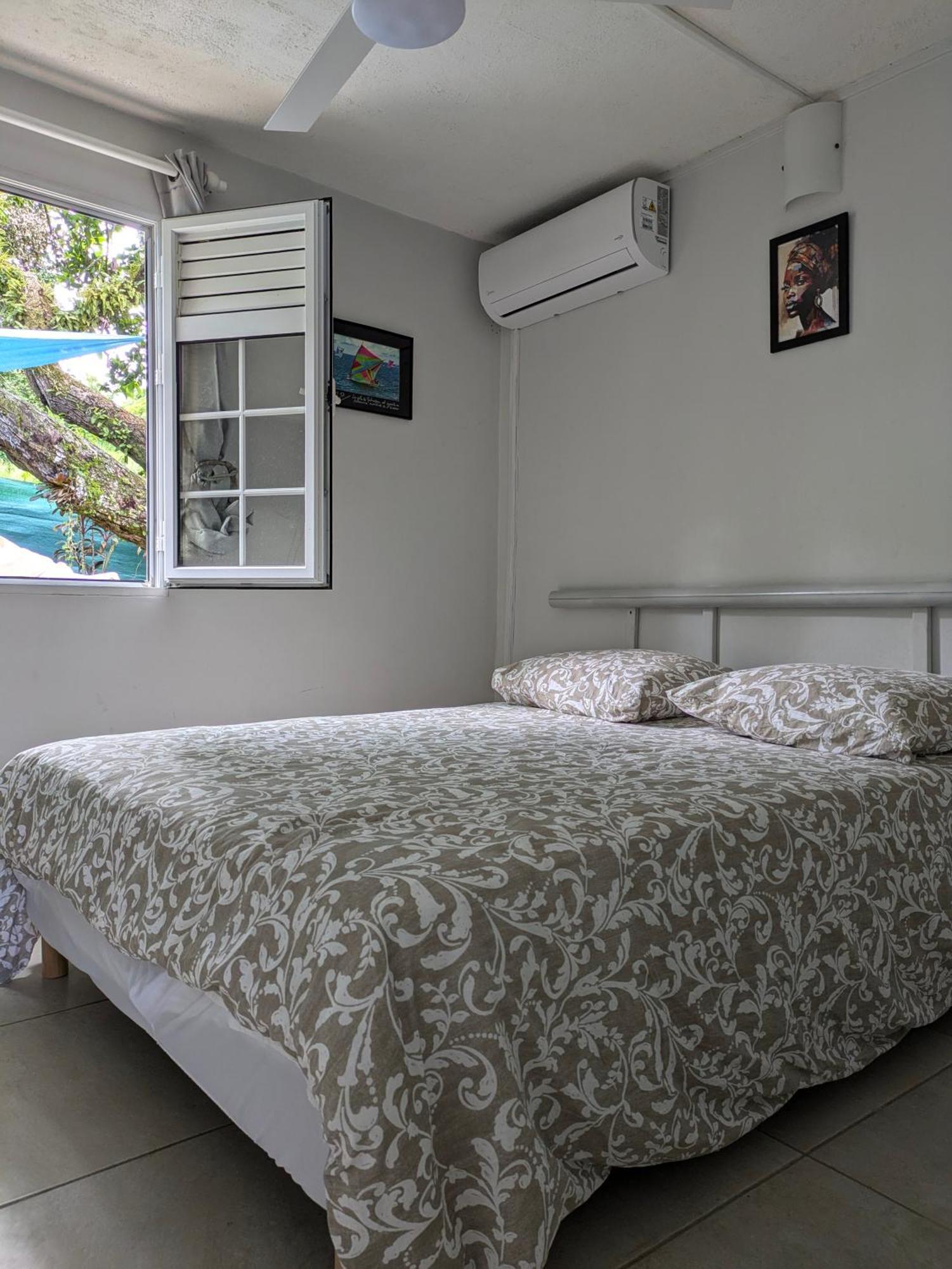 Residence Cafe แซงต์-มารีย์ ภายนอก รูปภาพ